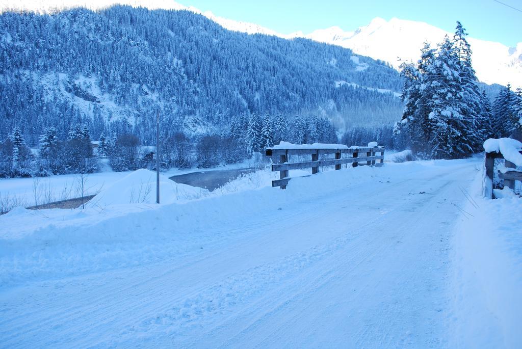 Haus Waldrast Daire Elbigenalp Oda fotoğraf